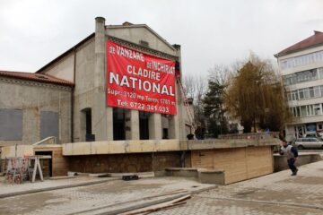 Anunțul de vânzare a fostei reședințe a familiei Prunkul a fost pus vineri după-amiază