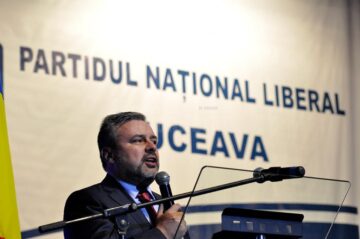 "Armata" de candidați ai PNL Suceava la alegerile locale a fost lansată în luptă în prezența liderilor Blaga și Gorghiu
