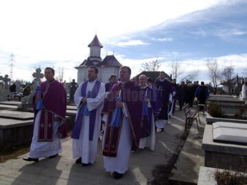 Elisabeta Kastel, ultima supraviețuitoare din lotul celor condamnați împreună cu monseniorul Vladimir Ghika, a fost înmormântată ieri la Suceava