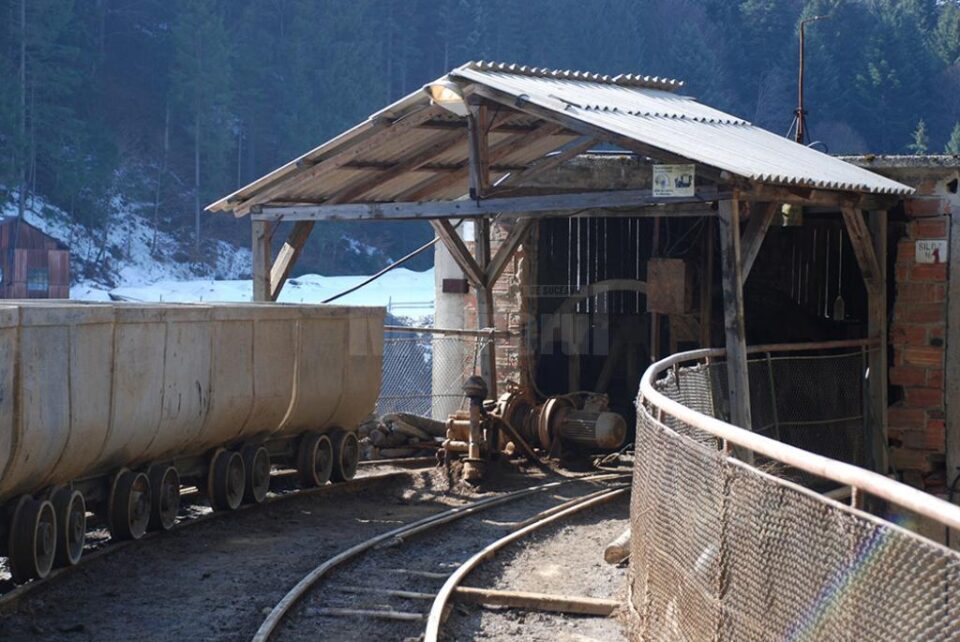 Exploatarea minieră de uraniu de la Crucea va intra într-un proces de închidere și ecologizare Exploatarea minieră de uraniu de la Crucea va intra într-un proces de închidere și ecologizare