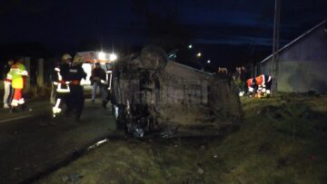Un tânăr de 17 ani care gonea la volanul unei mașini a murit în urma unui groaznic accident