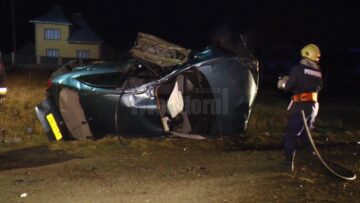 Un tânăr de 17 ani care gonea la volanul unei mașini a murit în urma unui groaznic accident