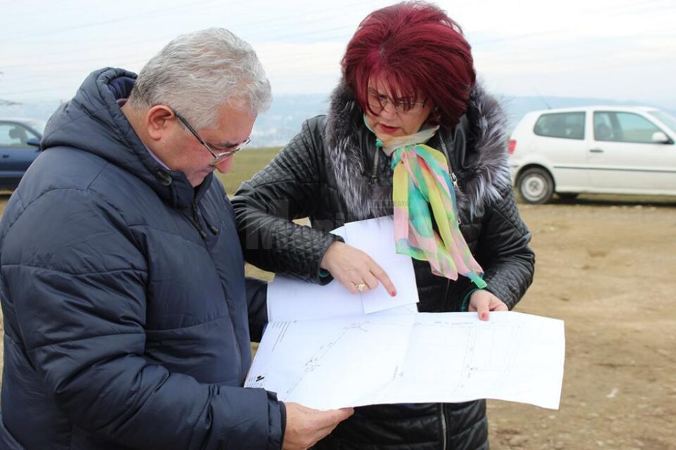 Lucrările de amenajare a noului cimitir de la Burdujeni au demarat ieri în forță
