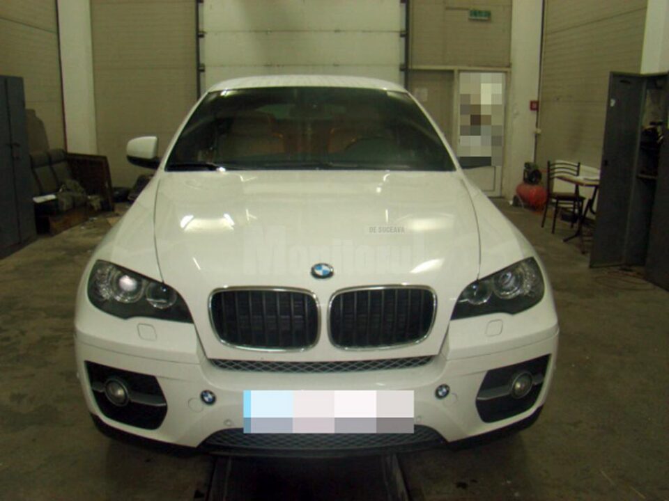 Autoturismul marca BMW X6 a fost cumpărat legal din România