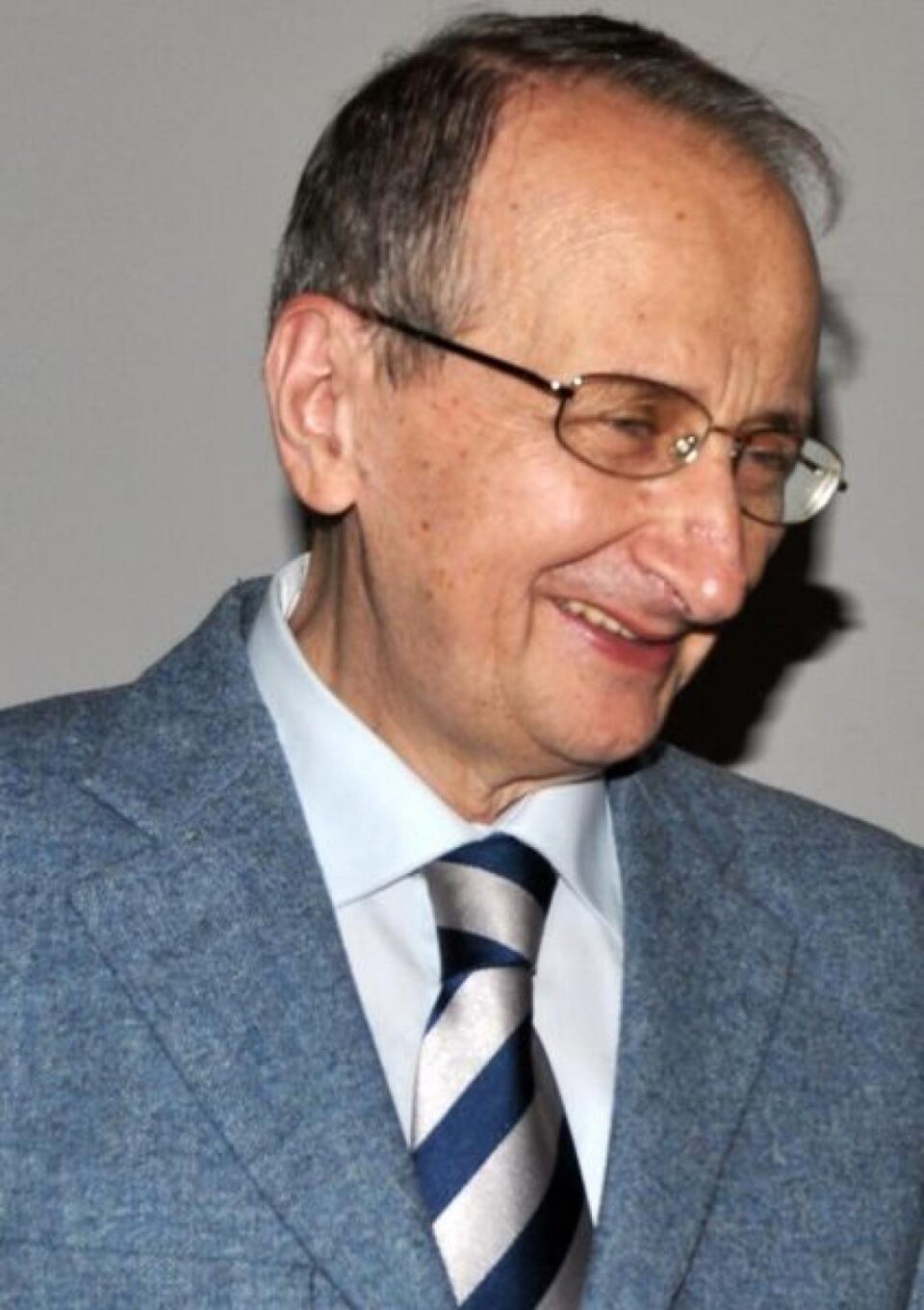 Mircea Martin Sursa www.observatorcultural.ro