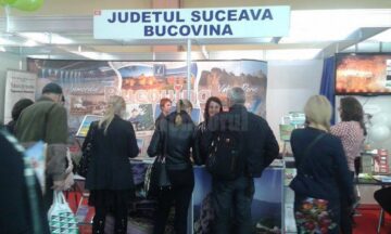 Peste 2.500 de persoane au vizitat standul Bucovinei amenajat la Târgul de Turism al României