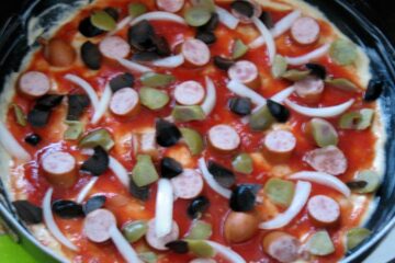 Pizza la tigaie. Foto: delightwithdeyu.blogspot.com