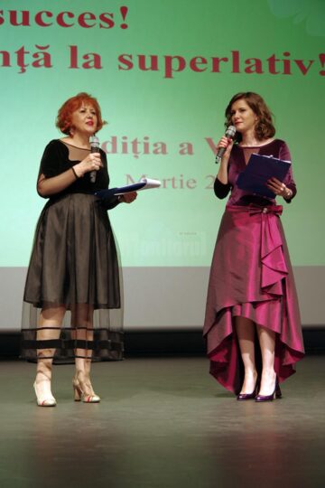 Gazdele evenimentului - Angela Zarojanu și Cătălina Biholar
