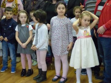 Sute de preșcolari, premiați pentru creațiile realizate în cadrul Concursului „Penelul Fermecat”, faza zonală Suceava