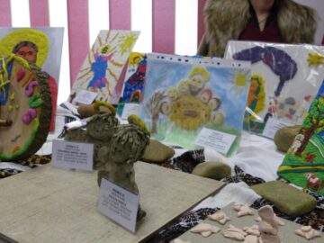 Lucrări din expoziția cu tema ,,Iisus Hristos prin ochi de copil”