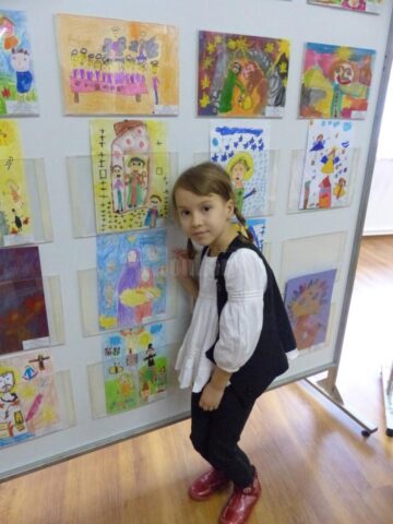 Sute de preșcolari, premiați pentru creațiile realizate în cadrul Concursului „Penelul Fermecat”, faza zonală Suceava