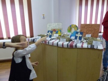 Sute de preșcolari, premiați pentru creațiile realizate în cadrul Concursului „Penelul Fermecat”, faza zonală Suceava