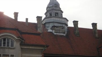 Clădirea de kilometrul 0 al municipiului Rădăuți, la un pas de a deveni o ruină