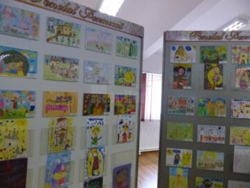 Sute de preșcolari, premiați pentru creațiile realizate în cadrul Concursului „Penelul Fermecat”, faza zonală Suceava