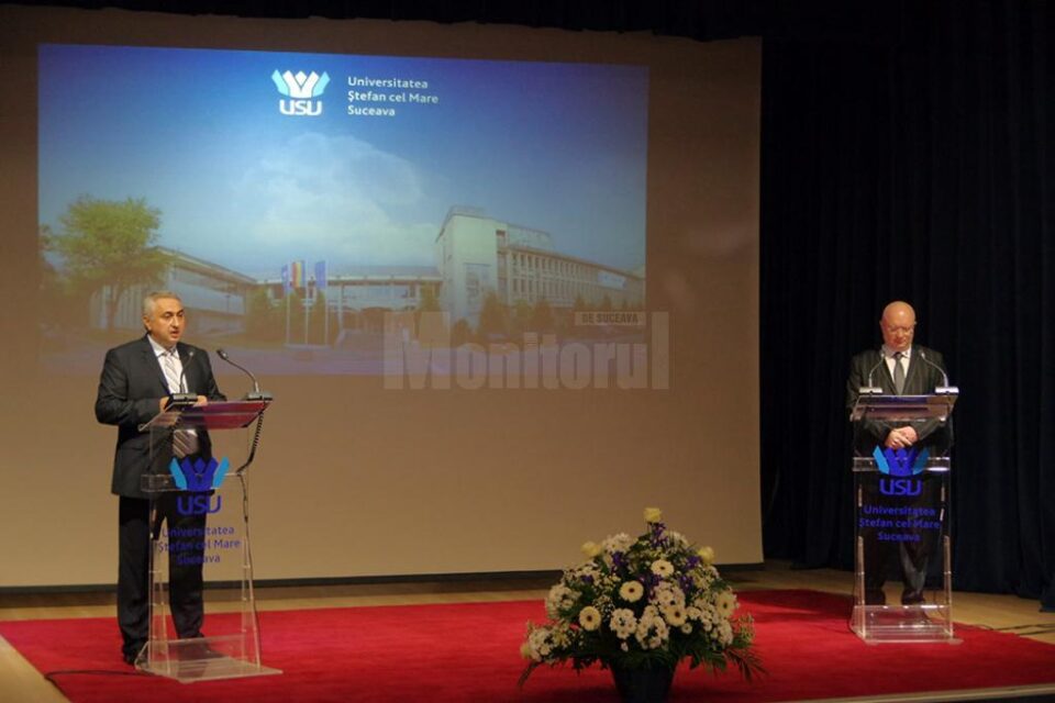 Ceremonie festivă la USV