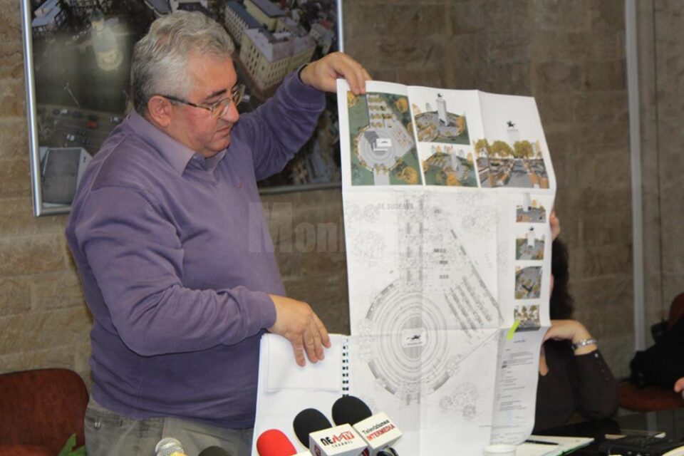 Primarul Ion Lungu a prezentat planul de modernizare a platoului Cetății de Scaun, cu tot cu statuia ecvestra a lui Ștefan cel Mare