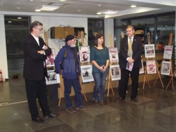 Expoziția foto-grafică „Jupânu' pune punctul pe (e)i”