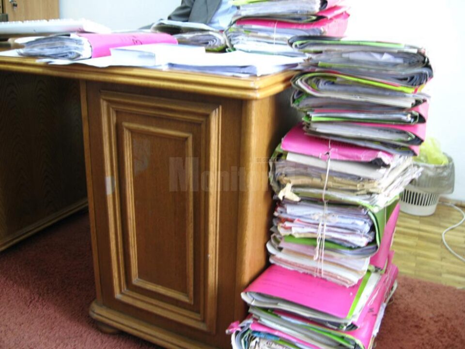 Zeci de dosare aflate în lucru la procurori și alte zeci aflate în instanțele sucevene trebuie reevaluate
