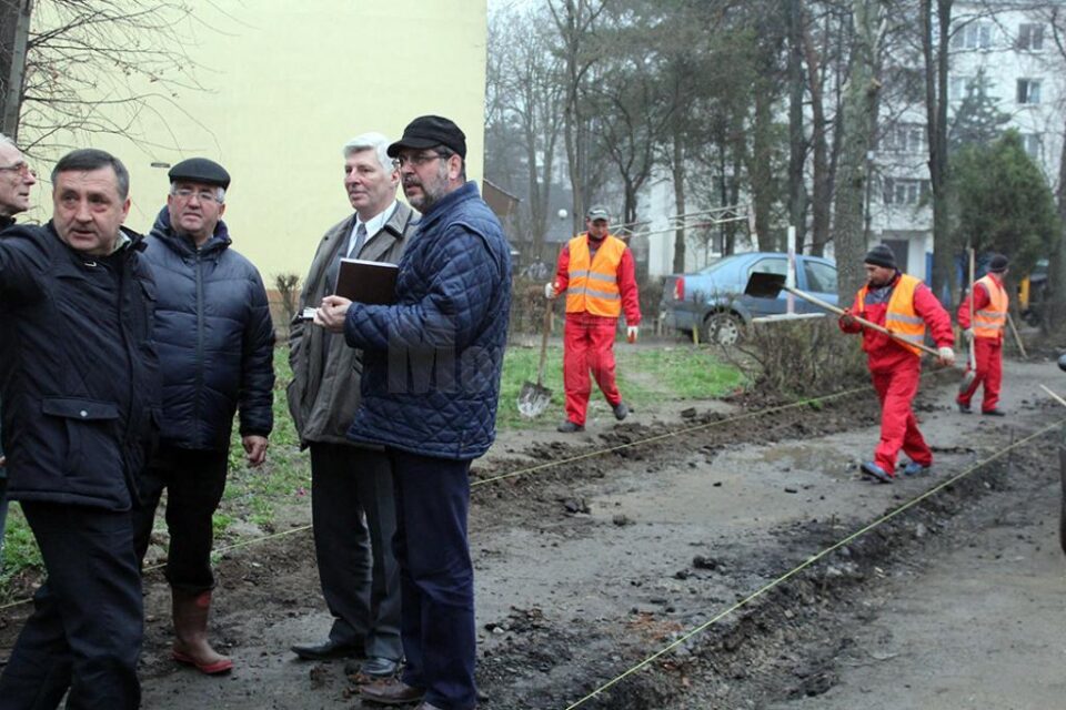 Lucrările de modernizare stradală au început de ieri, în două mari cartiere ale Sucevei