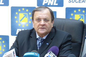 Președintele Organizației Județene Suceava a PNL, senatorul Gheorghe Flutur