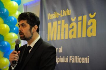 Candidatul PNL la Primăria Fălticeni, lansat sub semnul iubirii și al florii de nu-mă-uita