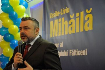 Candidatul PNL la Primăria Fălticeni, lansat sub semnul iubirii și al florii de nu-mă-uita