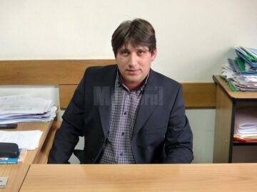 Cezar Anuței: „În cursul lunii martie 2016 au fost primite manuale de clasa a III-a la disciplina Limba română, editura Ars Libri, tipărite după noua programă”