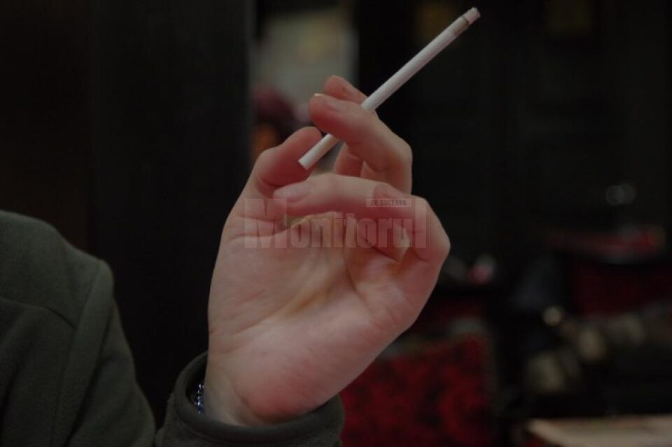 Interzicerea fumatului în spațiile publice închise a determinat proprietarii de baruri și restaurante să solicite aprobare de a deschide terasele