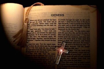 Vechiul Testament. Foto: semneletimpului.ro