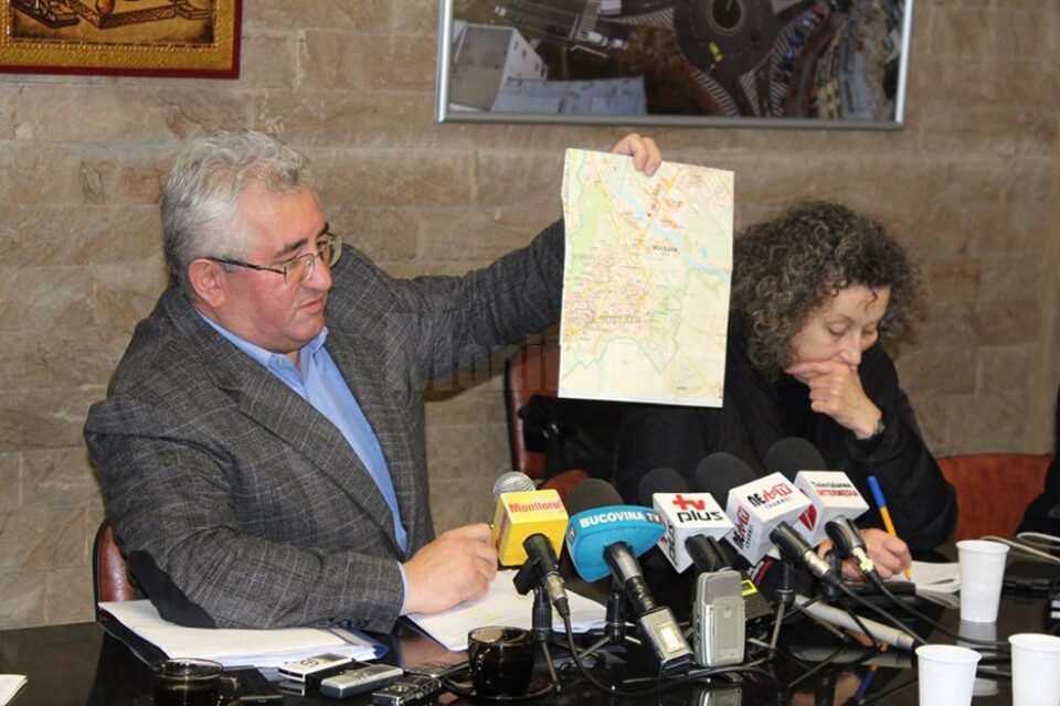 Ion Lungu: ”Cea mai bună variantă ar fi o legătură între DN 29 Suceava – Botoșani, cu strada Traian Vuia, cu trecere pe strada Apeductului” Ion Lungu: ”Cea mai bună variantă ar fi o legătură între DN 29 Suceava – Botoșani, cu strada Traian Vuia, cu trecere pe strada Apeductului”