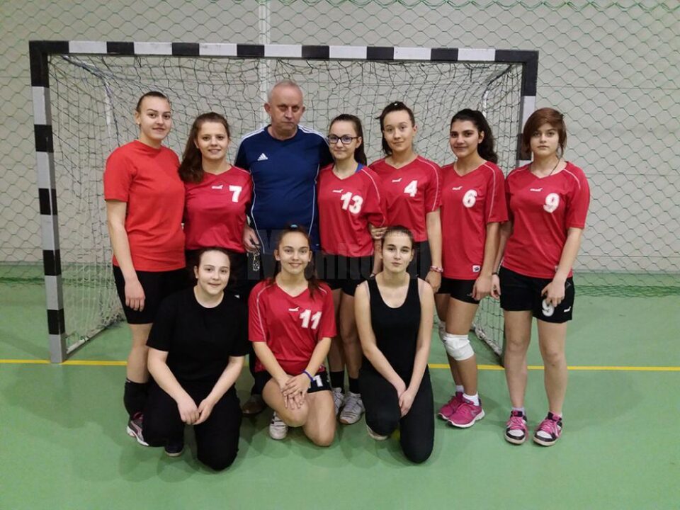 Echipa Școlii Gimnaziale Miron Costin, învingătoare la faza județeană