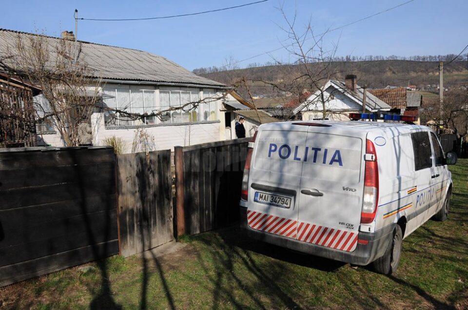 Polițiștii criminaliști au făcut cercetări la fața locului