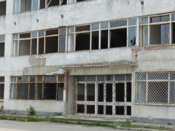 Covorul fermecat de Siret a zburat din oraș cu peste 4.000 de locuitori