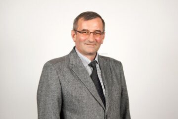 Primarul din Moara, Constantin Prodaniuc, a prezentat un bilanț al celor două mandate pe care le-a avut la conducerea acestei comune