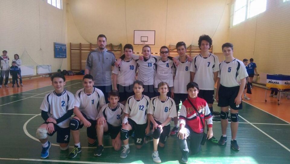 LPS Suceava a reușit să se califice la turneul final, deși era cotată cu ultima șansă în grupa semifinală LPS Suceava a reușit să se califice la turneul final, deși era cotată cu ultima șansă în grupa semifinală