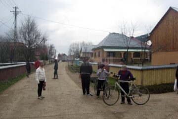 Conform datelor oficiale ale Agenției Județene de Ocupare a Forței de Muncă Suceava, la Valea Moldovei sunt înregistrați 604 șomeri