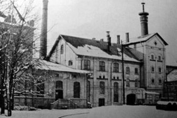 SAB SA sau Fabrica de spirt, cum este cunoscută de localnici, este cea mai veche fabrică din Rădăuți, cu o tradiție în domeniu de peste 200 ani