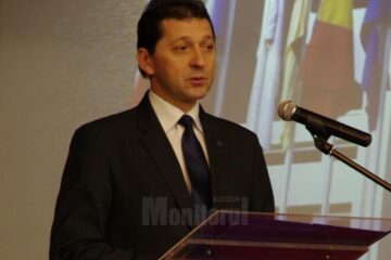 Conferențiarul Liviu Popescu a fost reales președinte al Senatului USV