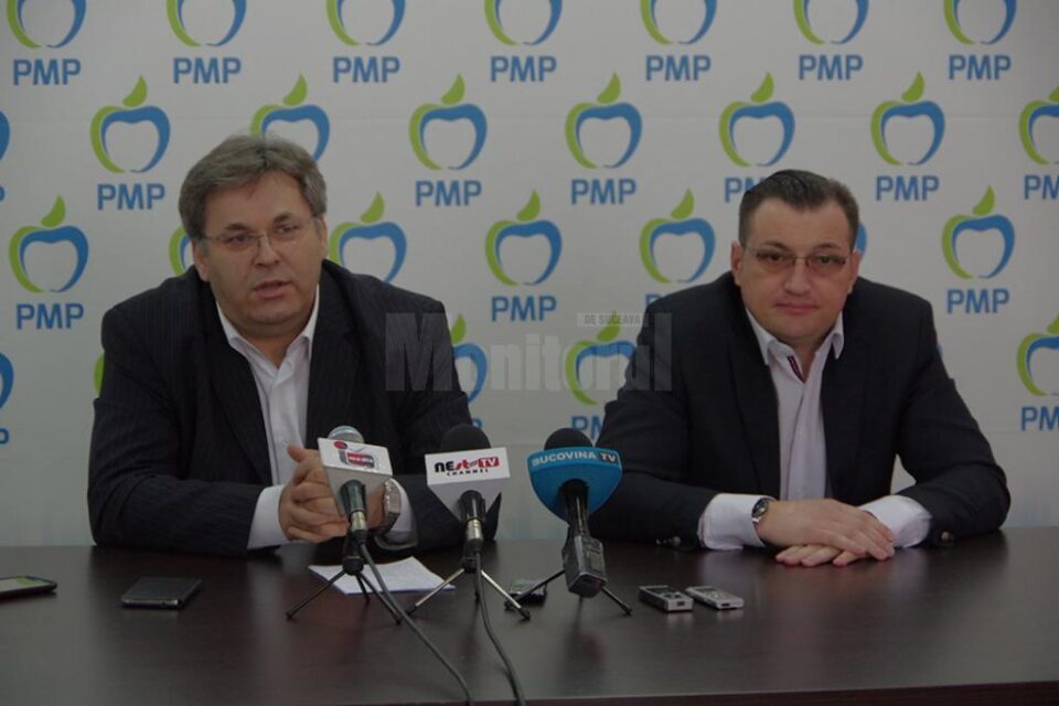 Președintele Partidului Mișcarea Populară Suceava, Corneliu Popovici, și primarul de Pojorâta, Bogdan Codreanu Președintele Partidului Mișcarea Populară Suceava, Corneliu Popovici, și primarul de Pojorâta, Bogdan Codreanu