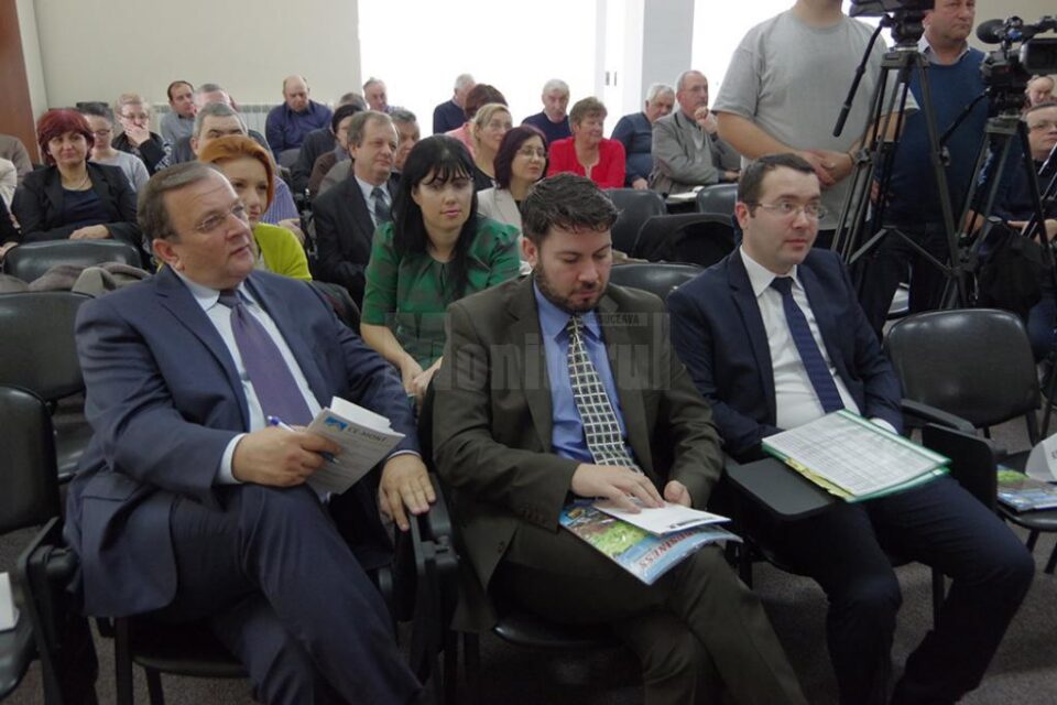 Ministrul Agriculturii, așteptat zadarnic la Forumul economic ”Agricultura încotro”, de la Suceava
