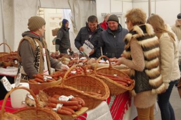 Cel mai mare târg agricol din zona Moldovei și-a deschis porțile