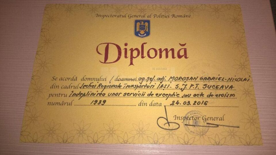 Agentul care a sărit în apa Sucevei după un hoț, desemnat „Polițistul anului”