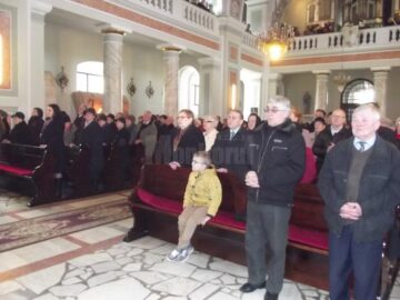 Liturghia Solemnă parohială la Biserica Sf. Ioan Nepomuk