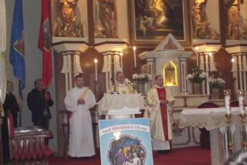 Liturghia Solemnă parohială la Biserica Sf. Ioan Nepomuk