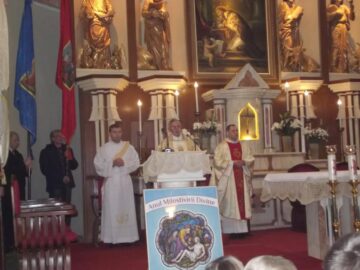 Liturghia Solemnă parohială la Biserica Sf. Ioan Nepomuk