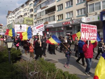 „Marșul pentru viață pe străzile Sucevei”