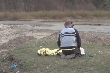 Un copil a murit înecat în râul Moldova, sub ochii altor doi copii