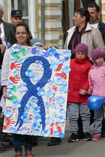 Ziua Internațională de Conștientizare a Autismului, marcată la Fălticeni printr-un marș