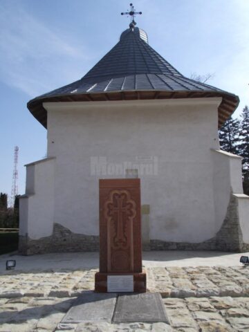 Excelență în restaurarea ansamblului monumental al Bisericii „Sf. Simion - Turnul Roșu”