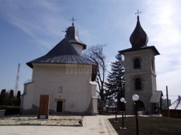 Excelență în restaurarea ansamblului monumental al Bisericii „Sf. Simion - Turnul Roșu”